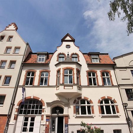 Blue Doors Hostel Altstadt ロストック エクステリア 写真