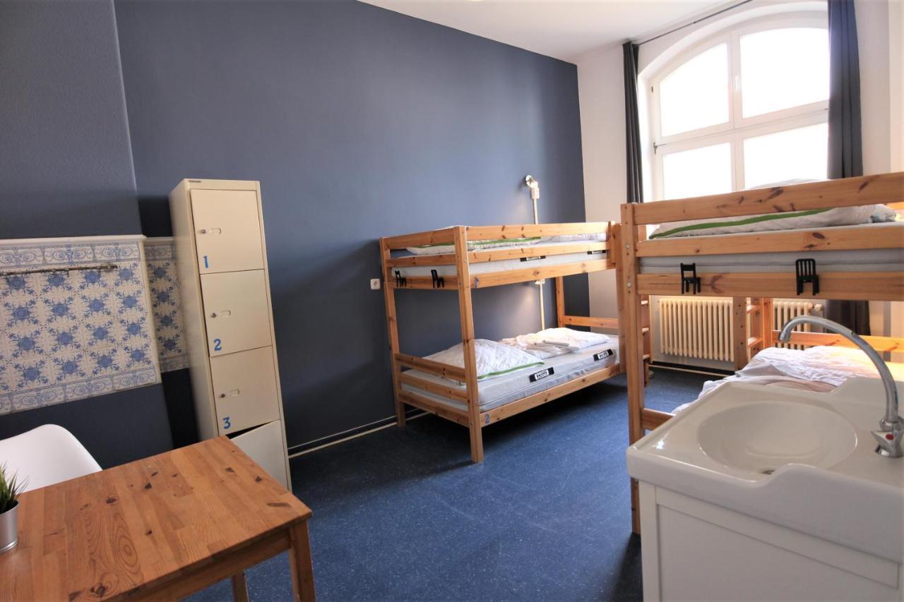 Blue Doors Hostel Altstadt ロストック エクステリア 写真